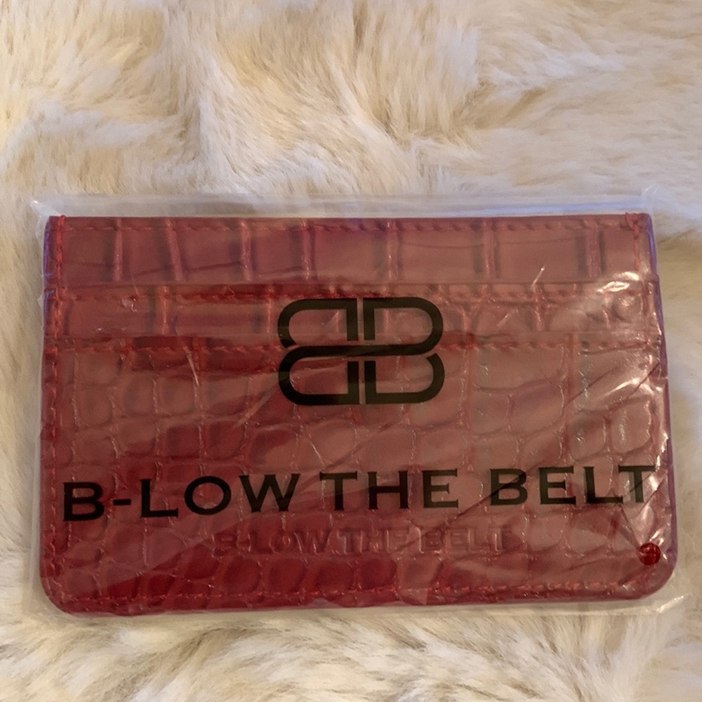 NWT. Below the belt croc card case